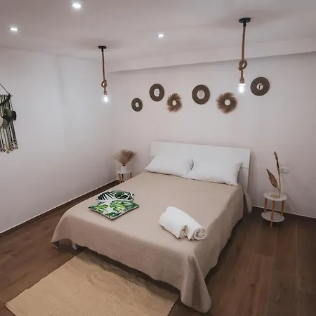 Macrame Bed & Breakfast