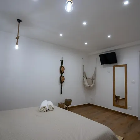 Macrame Bed & Breakfast Bari